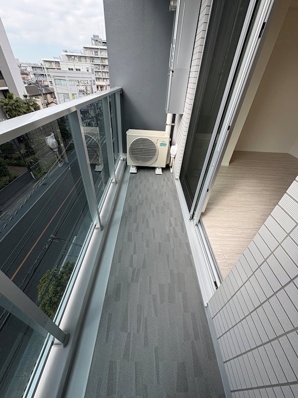 ＡＲＣＯＢＡＬＥＮＯ ＨＯＲＩＫＩＲＩＳＨＯＢＵＥＮ ベランダ