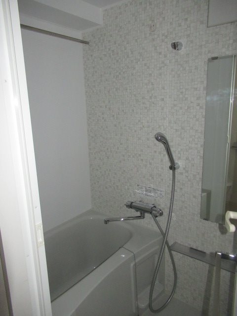 ＡＲＣＯＢＡＬＥＮＯ ＹＯＫＯＨＡＭＡＴＳＵＲＵＭＩ 風呂画像