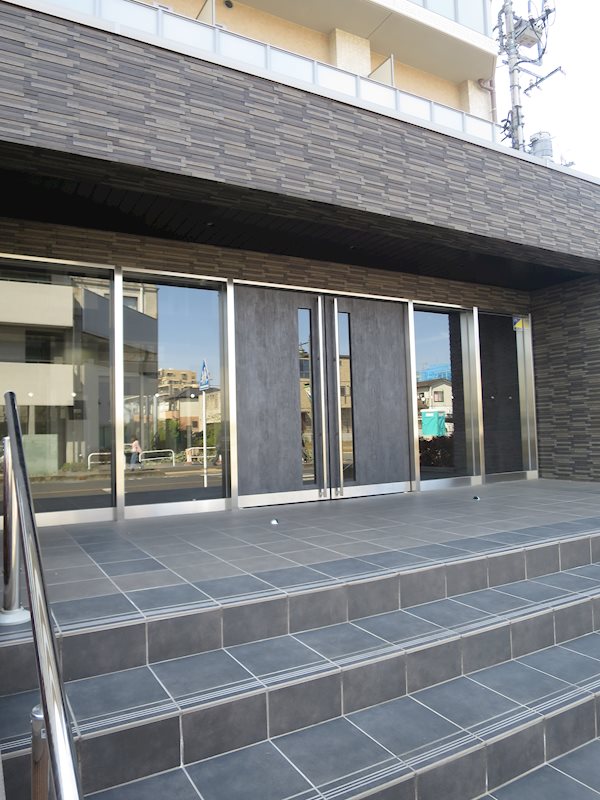 GENOVIA西川口Ⅱ エントランス