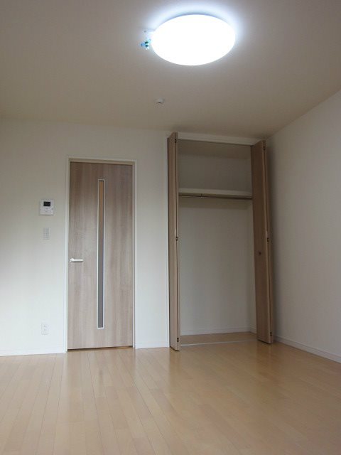 キャメル谷塚Ⅲ リビング