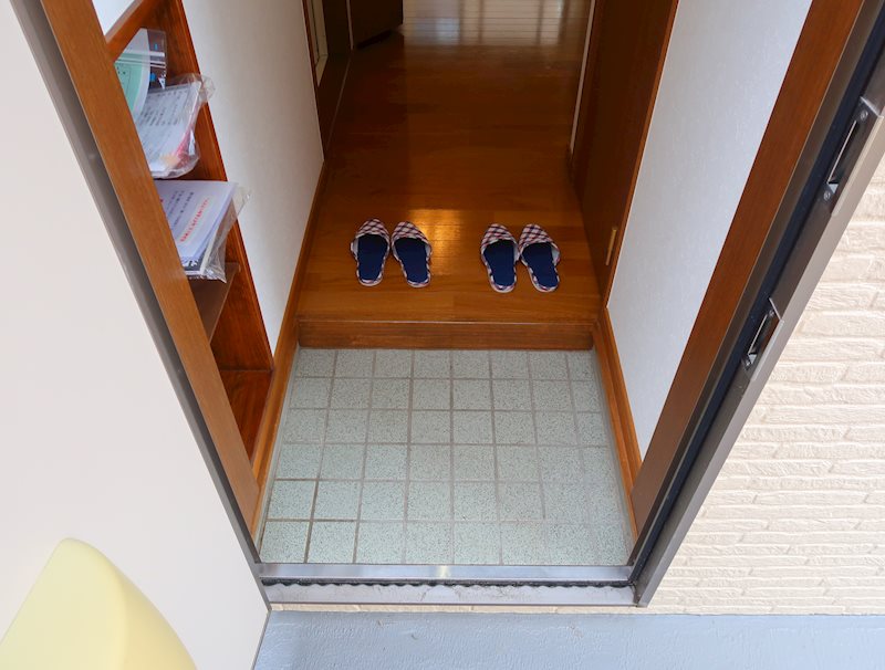 エスポワール本尾 玄関