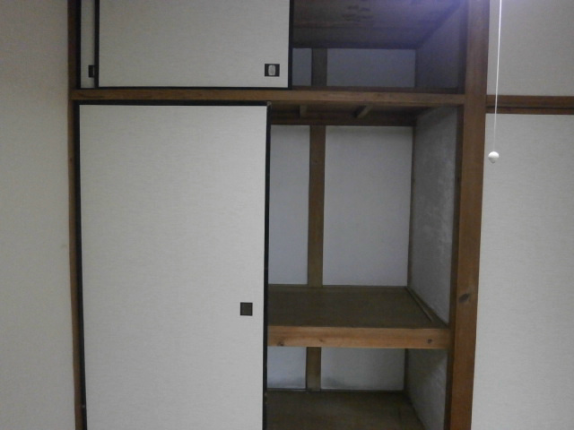 相川アパート 収納
