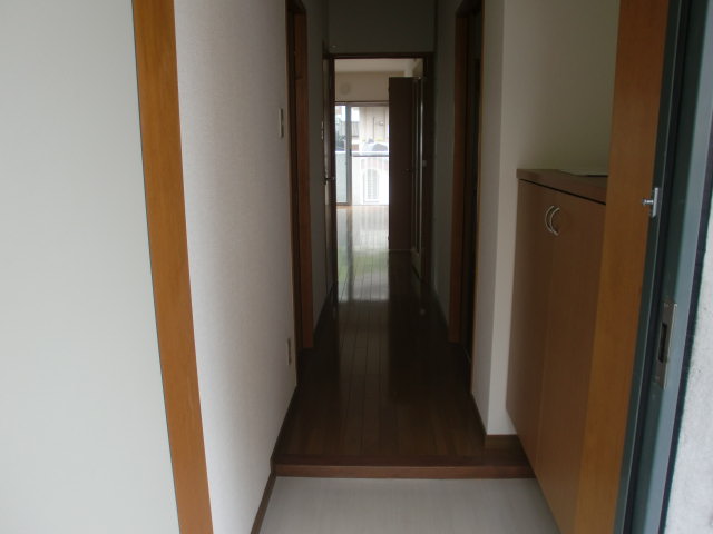 ハイツリブレ 玄関