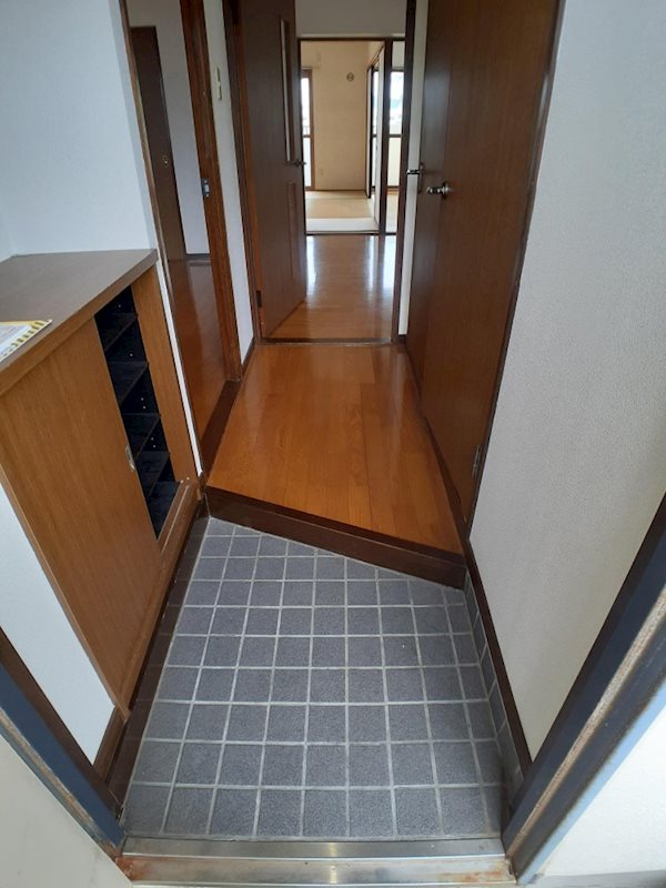 エトワール土手 玄関