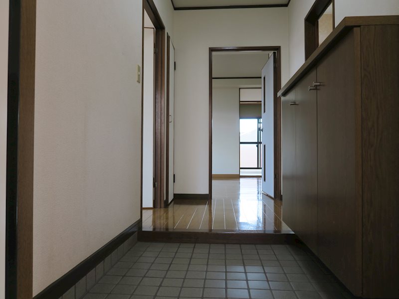 エクセレンス下屋敷 玄関