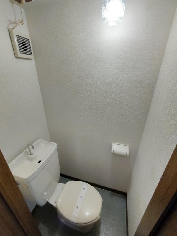 クイーンパレス橋口町  トイレ