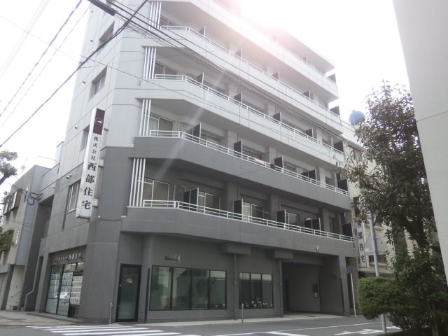 フラットワン 外観