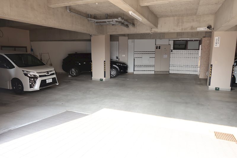 花宮（住吉町） 駐車場