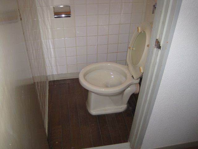 椿谷ビル（稲佐町） トイレ