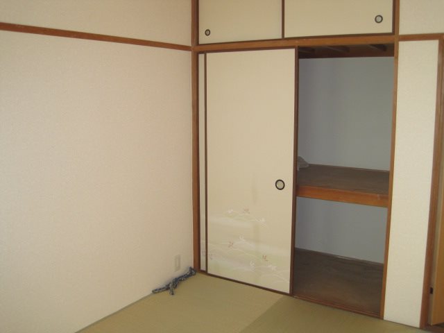 椿谷ビル（稲佐町） 収納