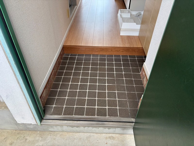 ウィスタリアマンションⅡ 玄関