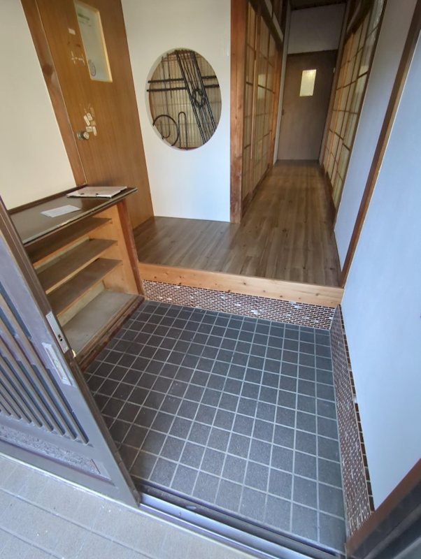 稲佐町貸家 玄関