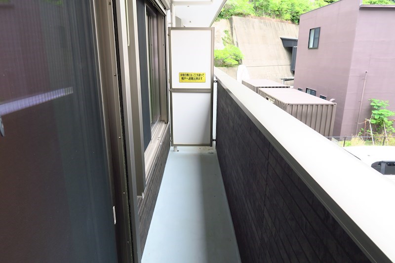 MODERN PALAZZO J-BLUE（小菅町） ベランダ