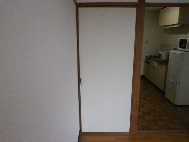 鳴滝ビル 収納