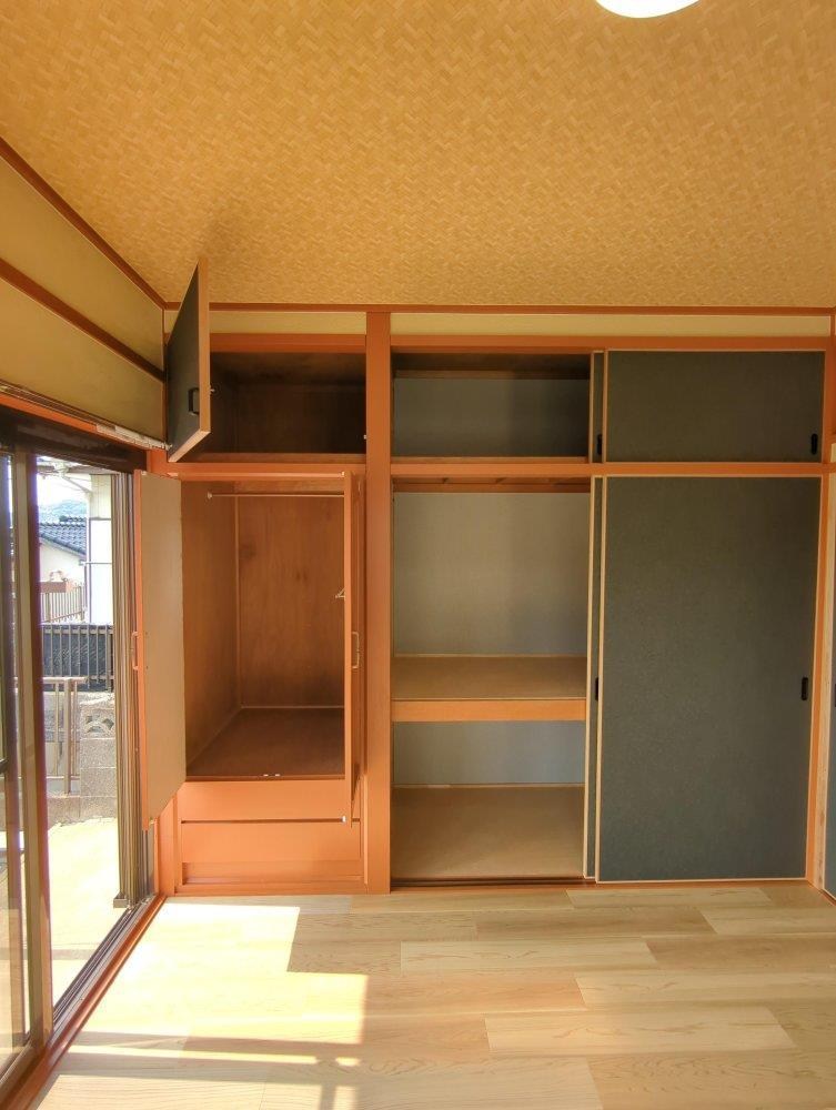 長与町戸建 収納