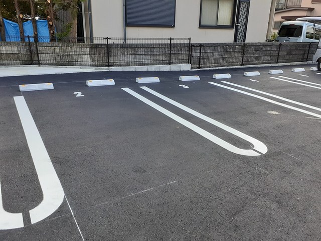 インフィニティ 駐車場