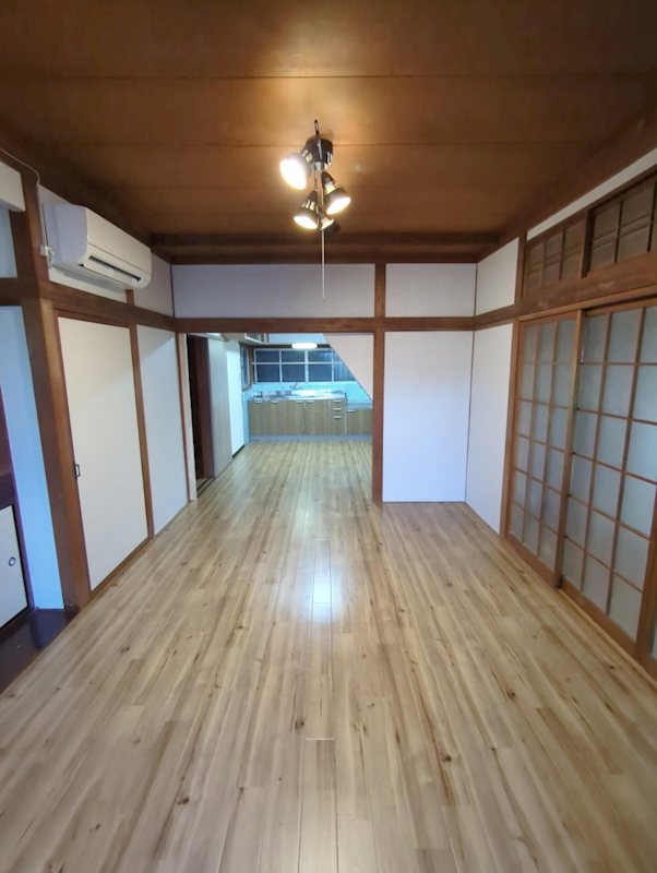 稲佐町貸家 リビング