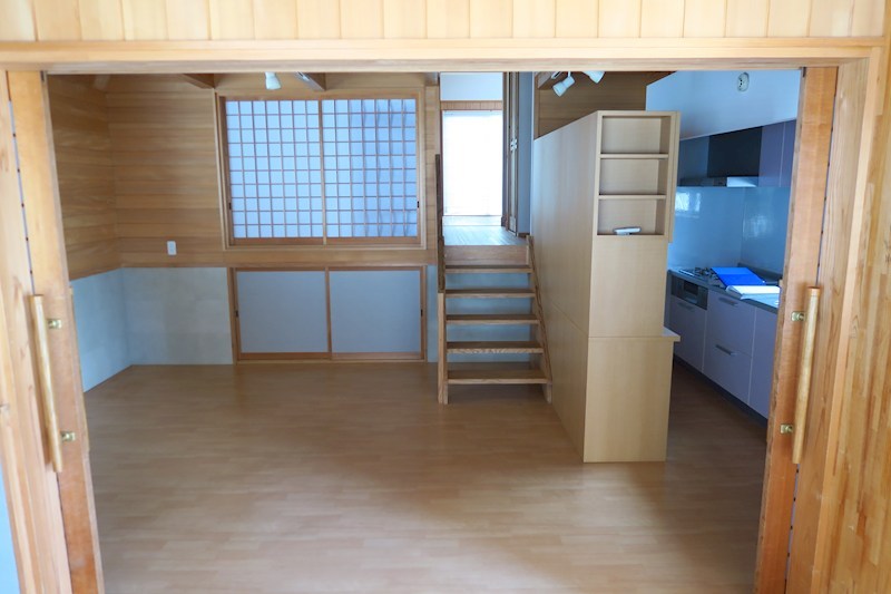 上野町戸建 リビング