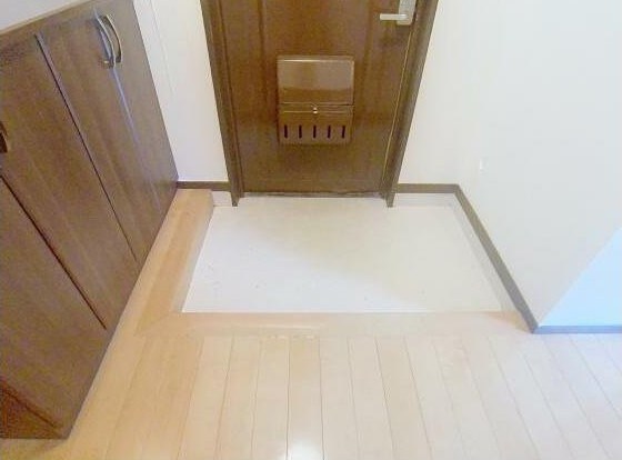サントスビル 玄関