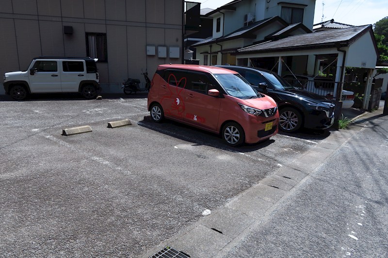 シャトレー本田 駐車場