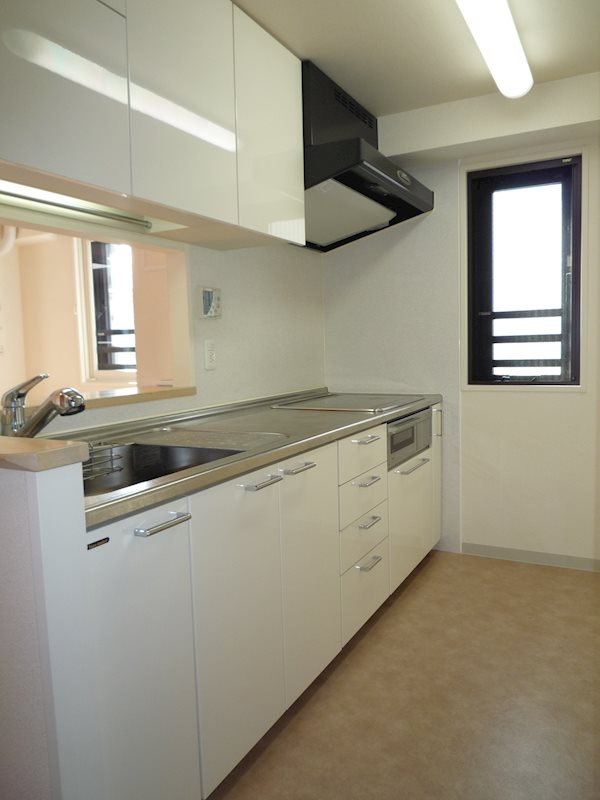 ナイスアーバンステイツ横濱新子安 キッチン