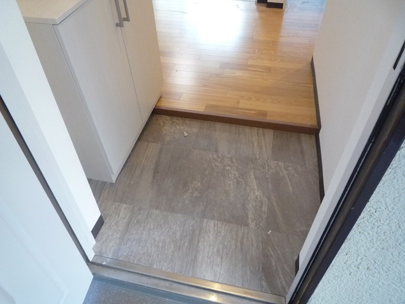 ベルセゾン行徳 玄関