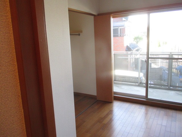 TKフラッツ草加 ベッドルーム