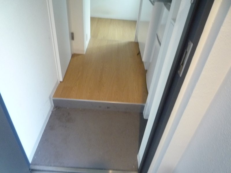 エスペラールⅢ 玄関