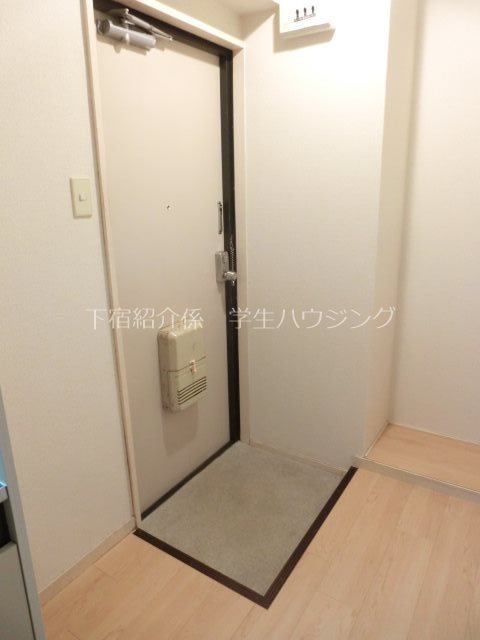 ビュウ御薗 玄関