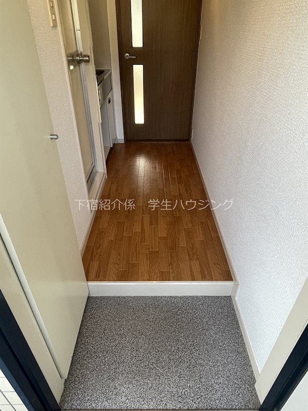 ハイツ静市 玄関