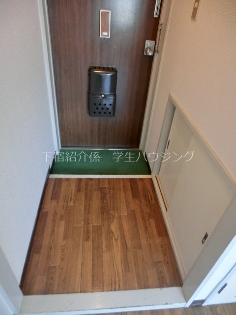 柊本マンション 玄関