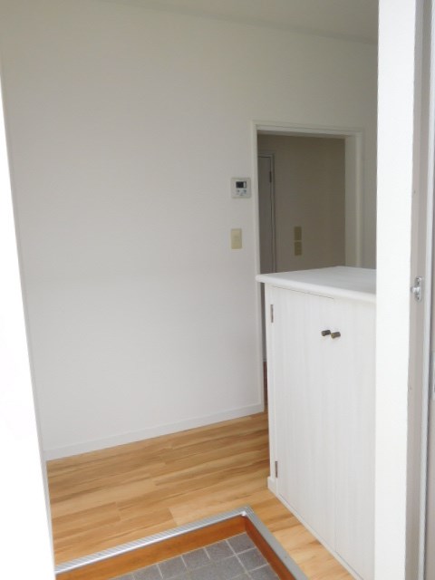 エルバレーⅠ 玄関