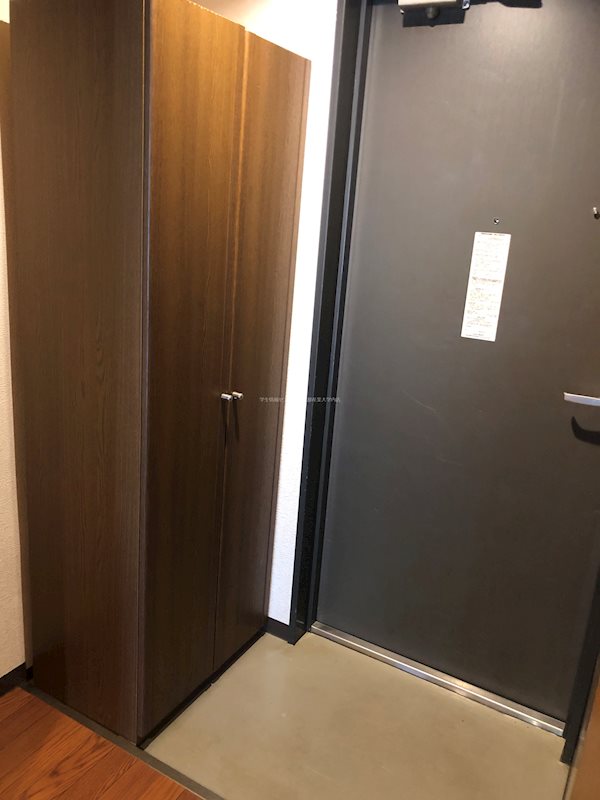 コモド二軒茶屋 玄関