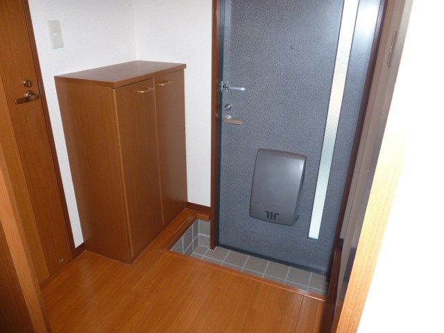 イーストサイド 玄関