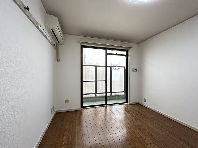 ヴィラ・コンコルド ベッドルーム