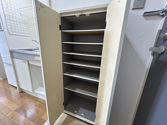 コート紫竹 玄関