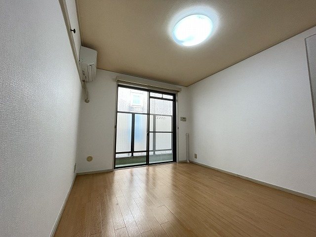 ヴィラ・コンコルド ベッドルーム