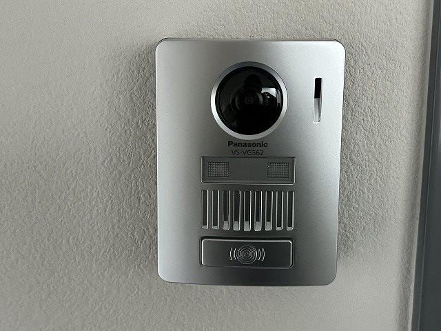 ブローニ･ゼルコバ その他1