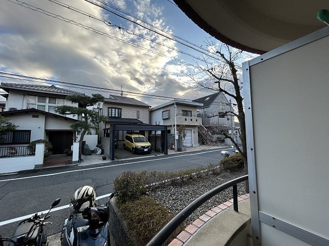 ブローニ･ゼルコバ その他6