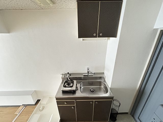 ブローニ･ゼルコバ キッチン