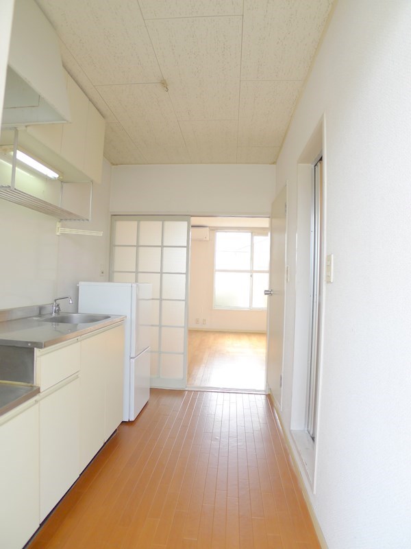 クルトゥラドーモ英萌Ⅰ キッチン