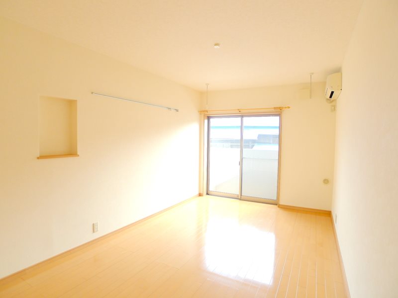 ガーデンヒルズⅡ リビング