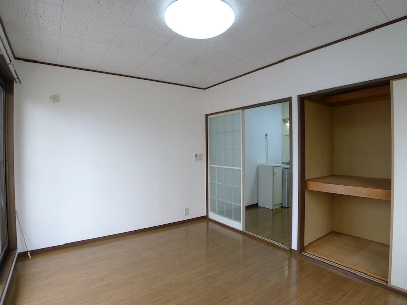 グランデュール昼間Ｂ棟 ベッドルーム