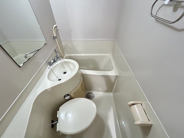 二軒茶屋マンション 風呂画像