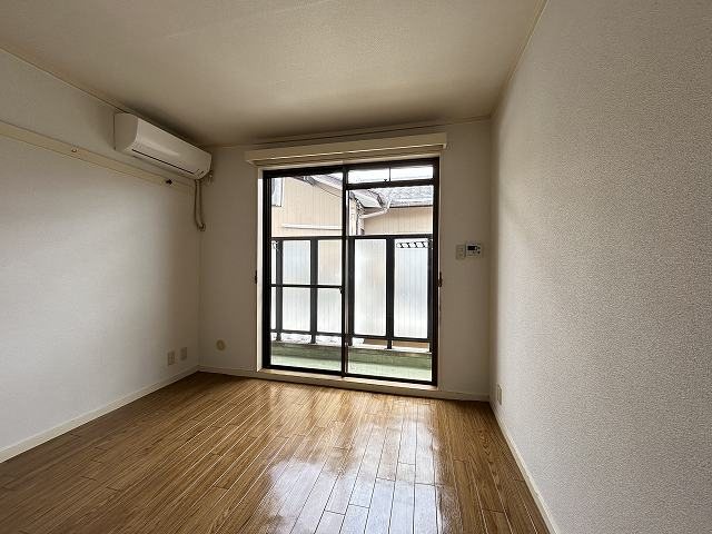 ヴィラ・コンコルド ベッドルーム