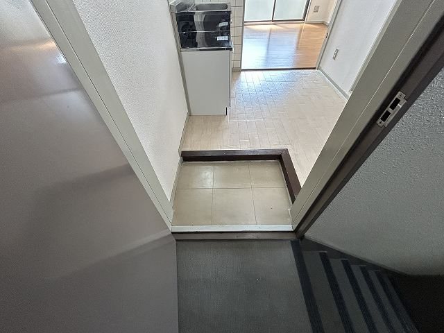 かたぎマンション 玄関