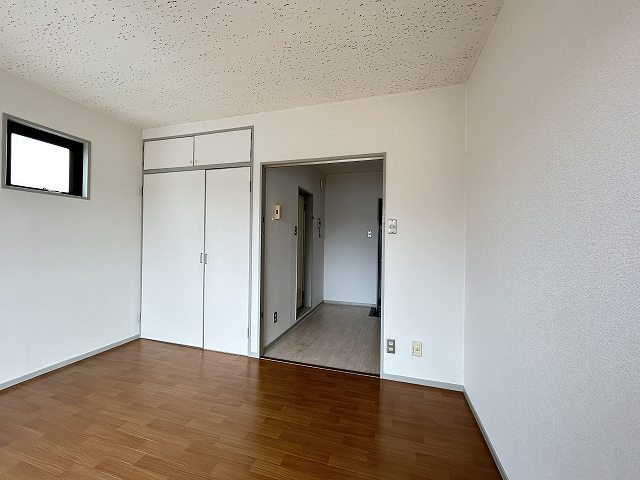 かたぎマンション リビング