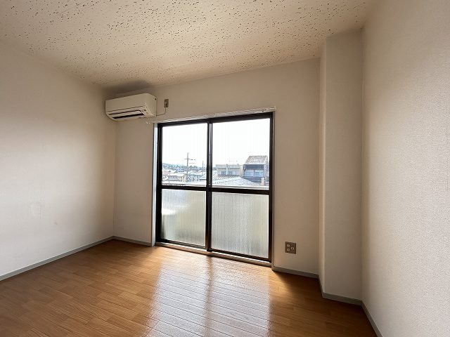 かたぎマンション ベッドルーム