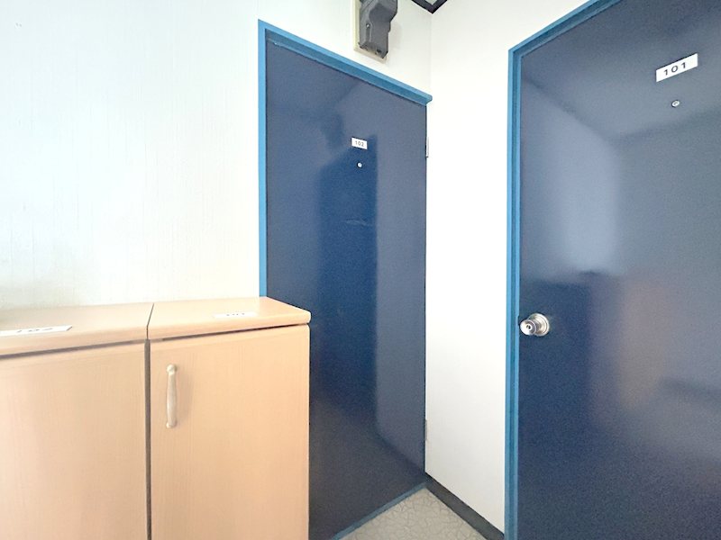 ウィズダムフォート 玄関