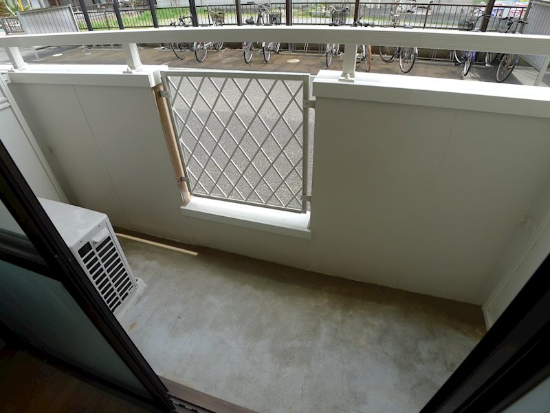 コーポアルベール ベランダ